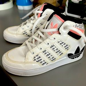 Girls adidas sneakers white, black and pink size 10 1/2